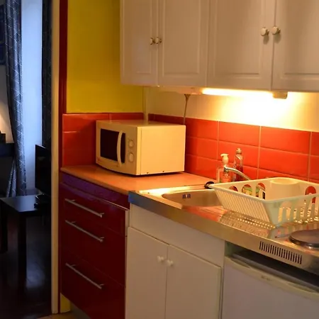 Joli T1 - Tres Proche Centre Apartment